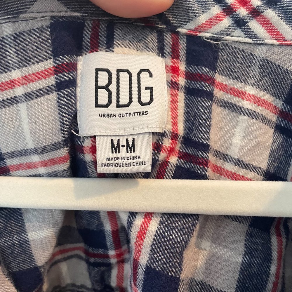 Cropped Flannel - Picture 3 of 3